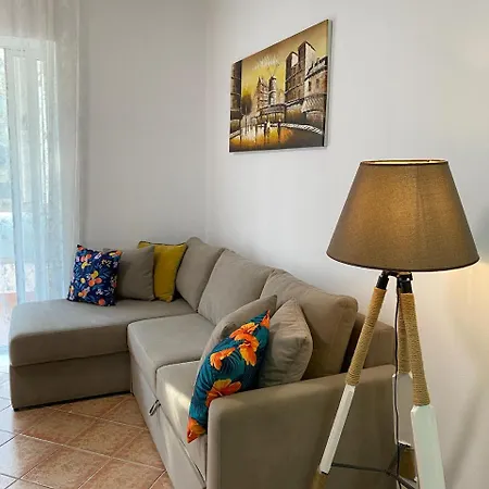 Sea Breeze Apartment Golem (Tirana)