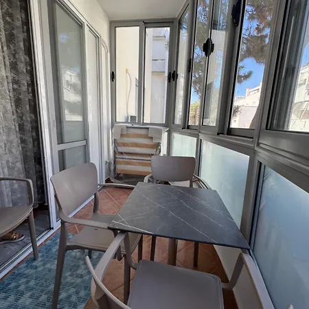 Apartment Sea Breeze